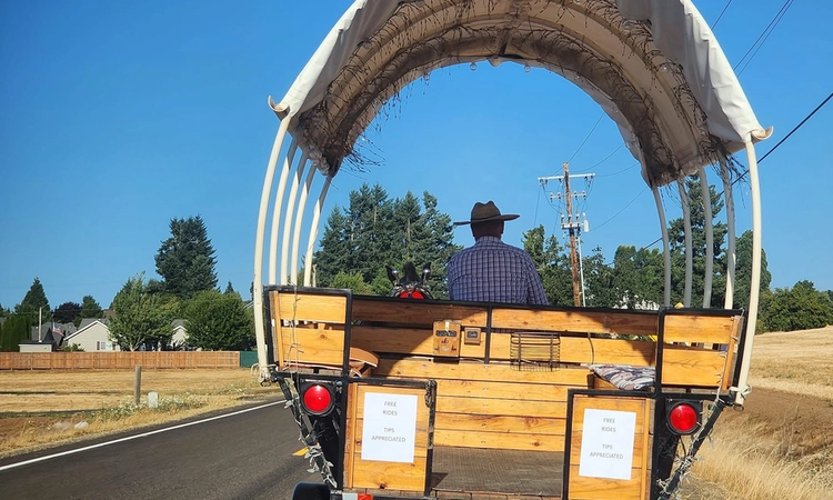 Historical Horse-Drawn Carriage Tours-Oregon